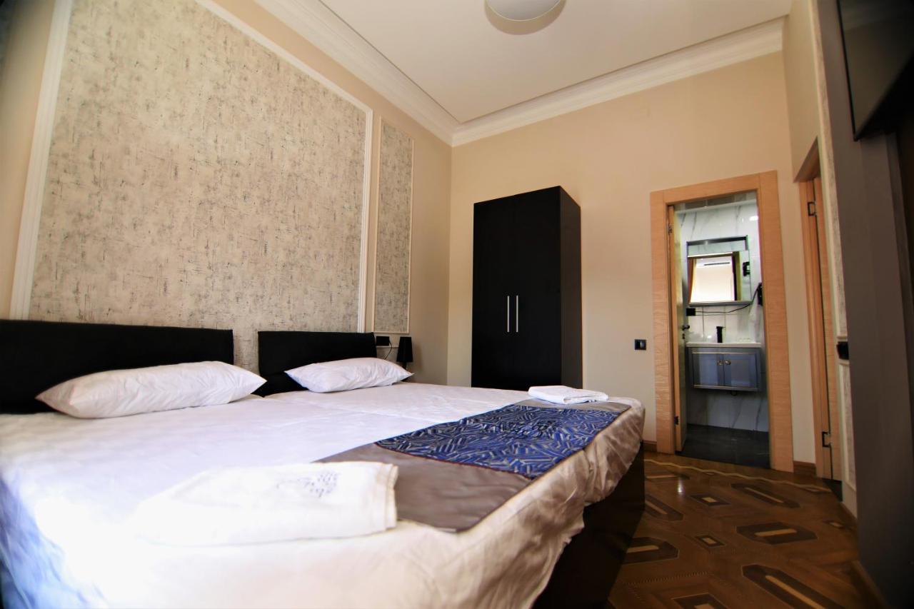 La Casa Hotel Ереван Екстериор снимка