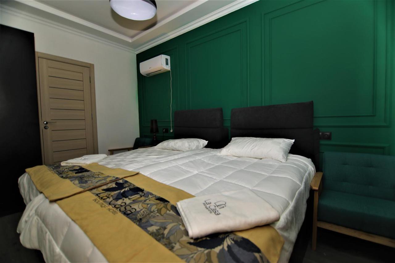 La Casa Hotel Ереван Екстериор снимка