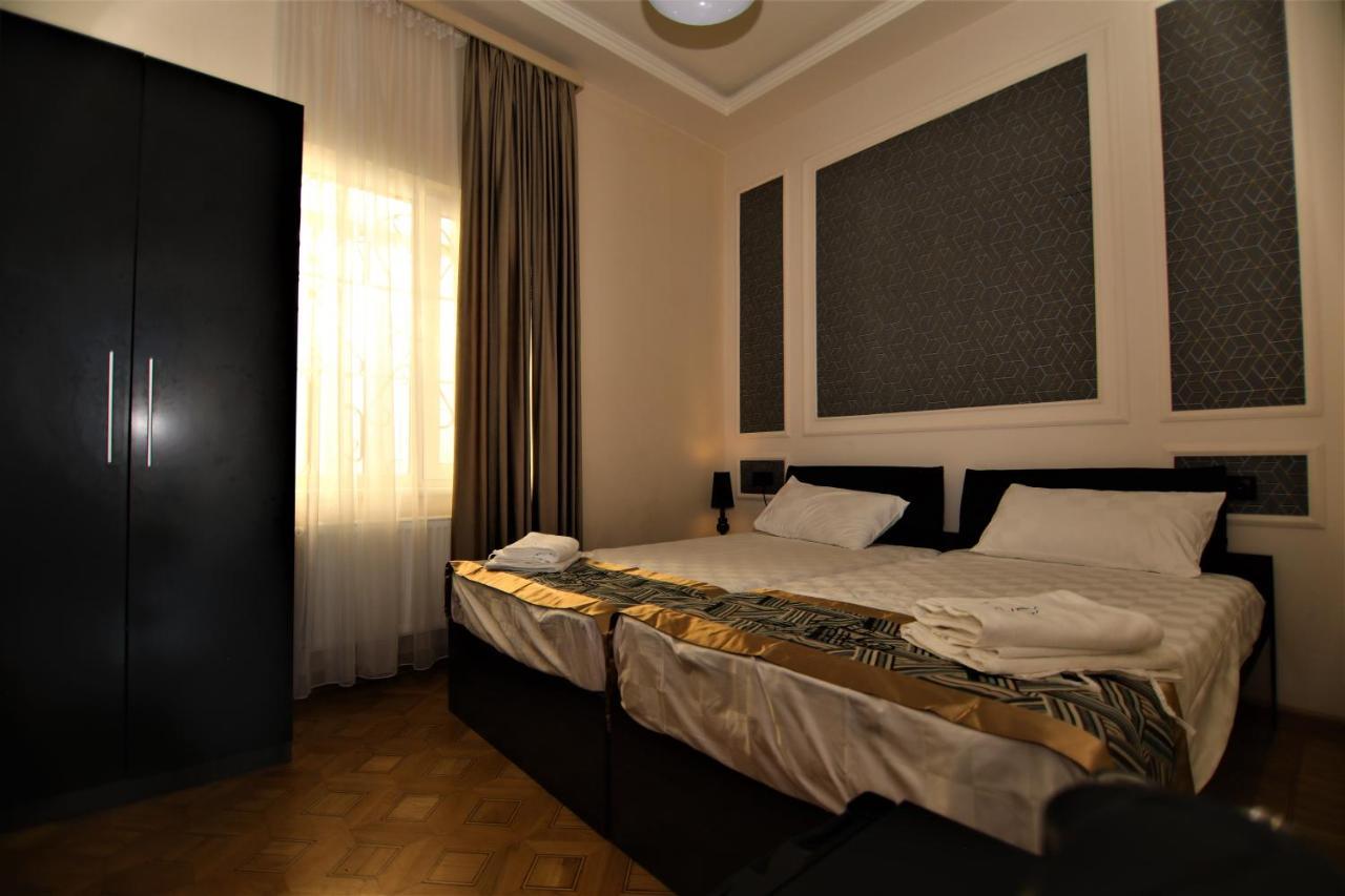 La Casa Hotel Ереван Екстериор снимка