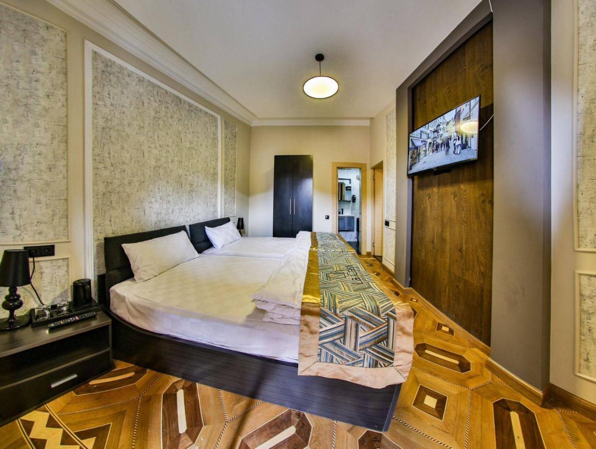 La Casa Hotel Ереван Екстериор снимка