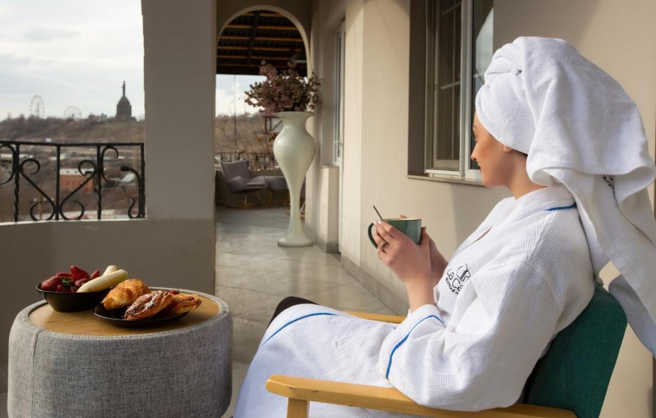 La Casa Hotel Ереван Екстериор снимка